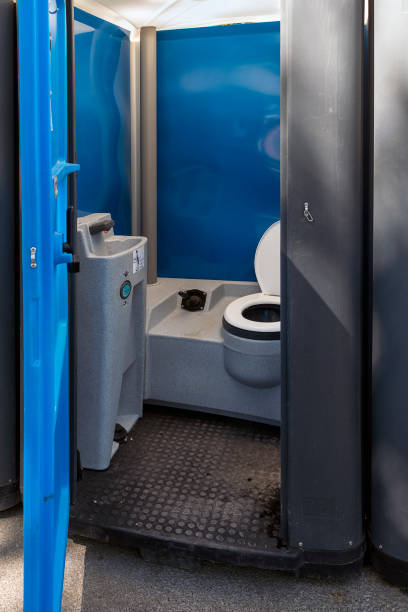 Best Porta potty rental near me  in North Hudson, WI